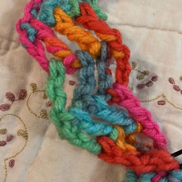 Hand crocheted purse - Picture 3 of 6